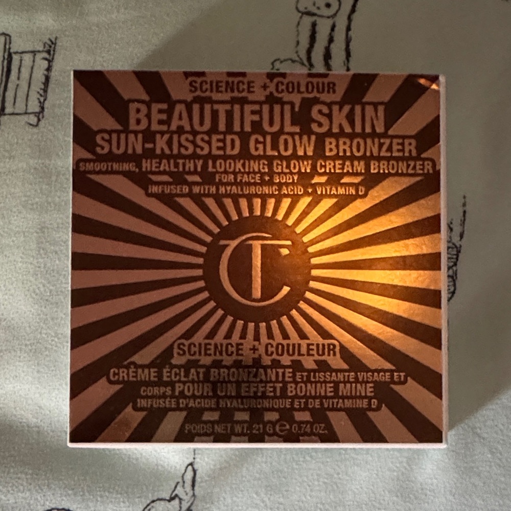 Charlotte Tilbury Beautiful Skin Sun-Kissed Glow Bronzer - Bronze
